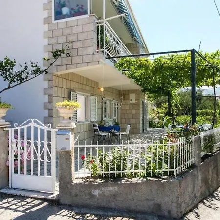 公寓 Olive - One Bedroom With Terrace And Partial Sea View - Popolica 50 *