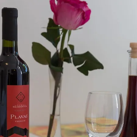 Olive - One Bedroom With Terrace And Partial Sea View - Popolica 50 * 믈리니